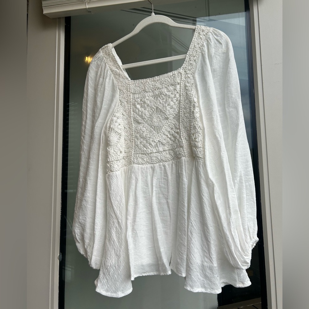 (MEDIUM) Altar'd State White Square Neck Crochet Long Sleeve Tunic Top - Picture 3 of 3